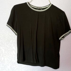 Juniors M B&W Crop Top